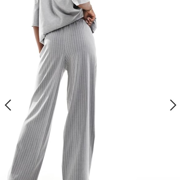 ASOS DESIGN tailored pull on pants in gray pinstripe - Picture 5 of 5